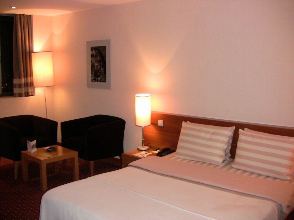 Zimmer 1017 Mövenpick Hotel Istanbul Bosphorus