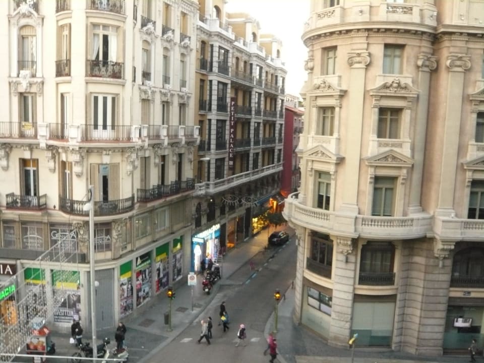 Ausblick aus unserem Zimmer NH Collection Madrid Gran Vía