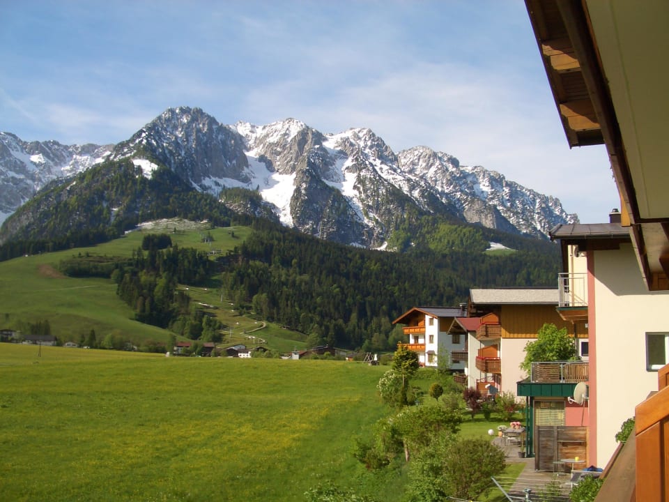 Sicht vom Hotelbalkon aus Hotel Garni Tirol