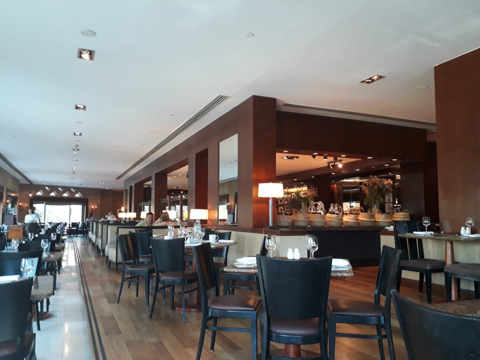 Gastro Sheraton Hotel & Resort Abu Dhabi