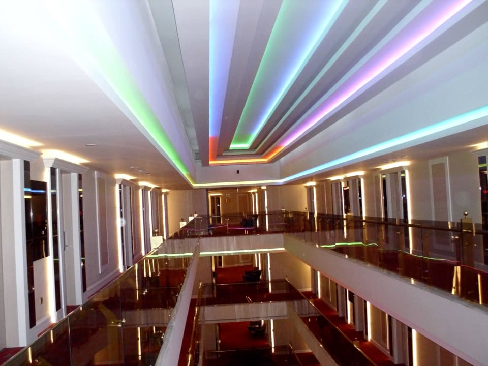 7th floor hallway Azura Deluxe Resort & Spa Hotel