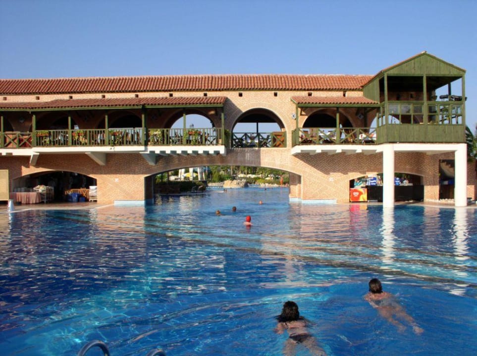 Pool Limak Limra Hotel & Resort