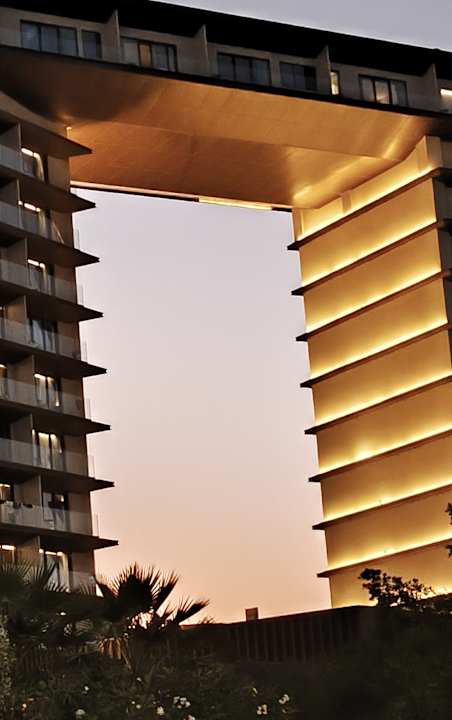 Außenansicht Mövenpick Resort Al Marjan Island