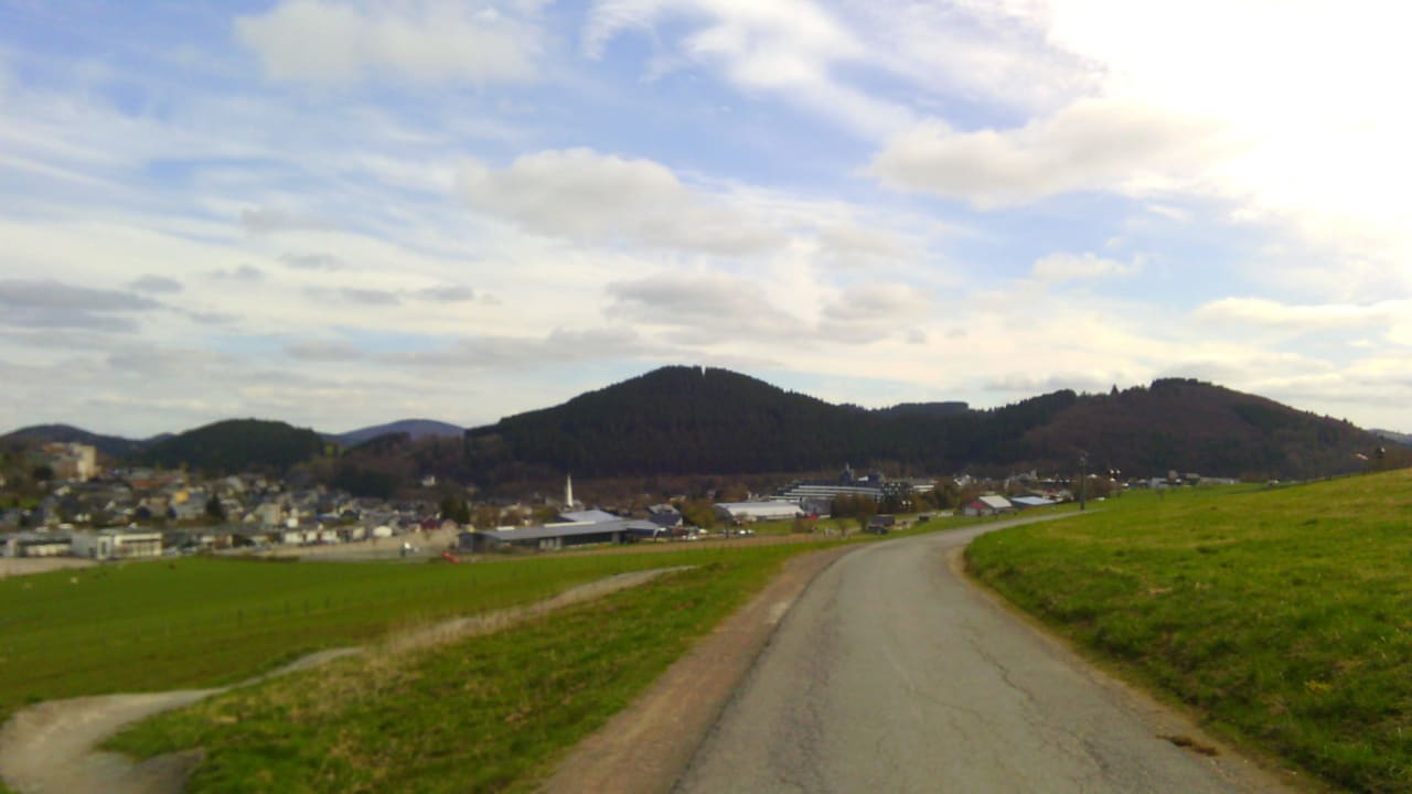 Blick aufs Hotel vom Köhlerhagen Sauerland Stern Hotel