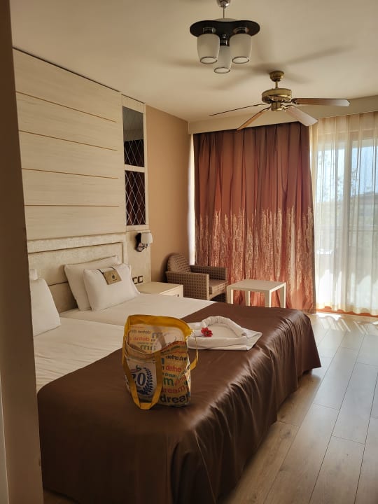 Zimmer Hotel Defne Garden