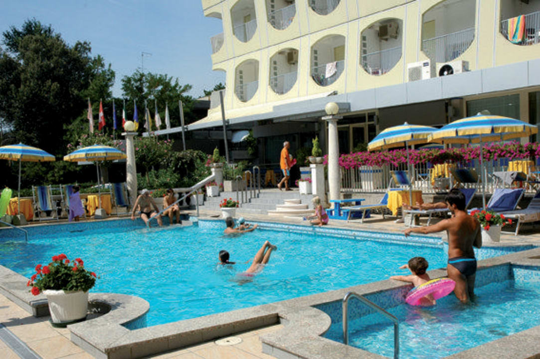 Piscina bimbi Hotel Colorado