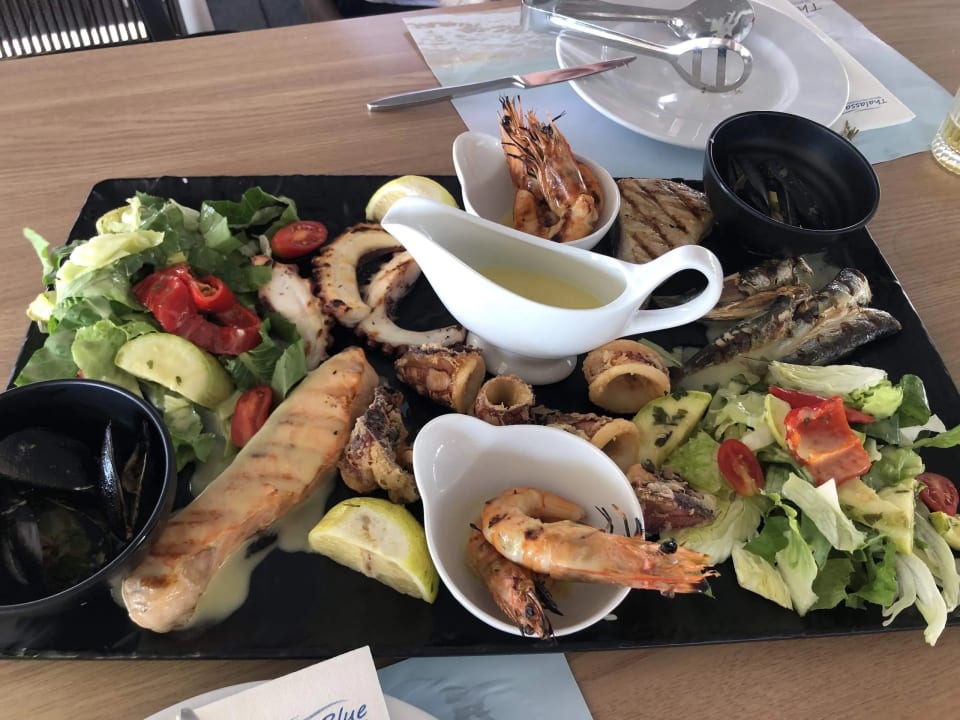 Gastro Hotel Lagomandra Beach