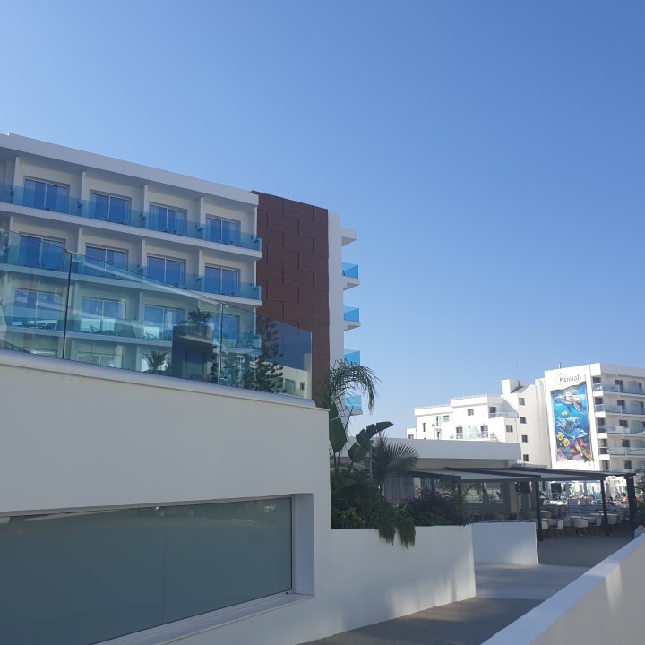 Außenansicht The Blue Ivy Hotel & Suites