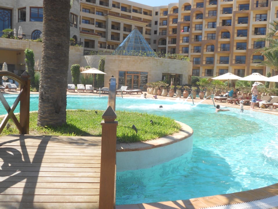 Pool Mövenpick Resort & Marine Spa Sousse