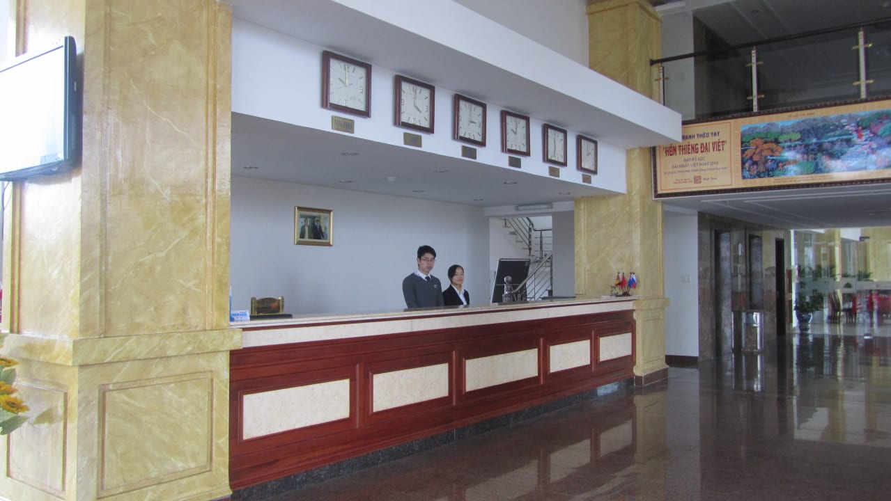 Reception area Hotel Hoang Son Peace