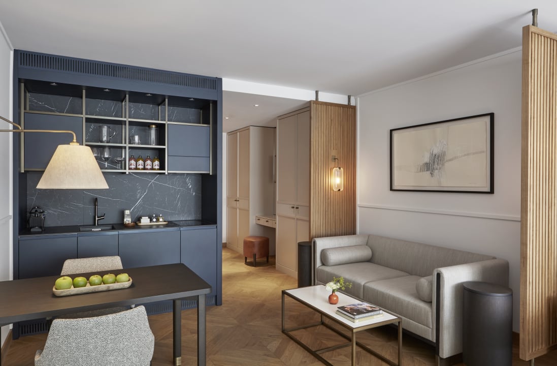 Zimmer Alex Lake Zurich
