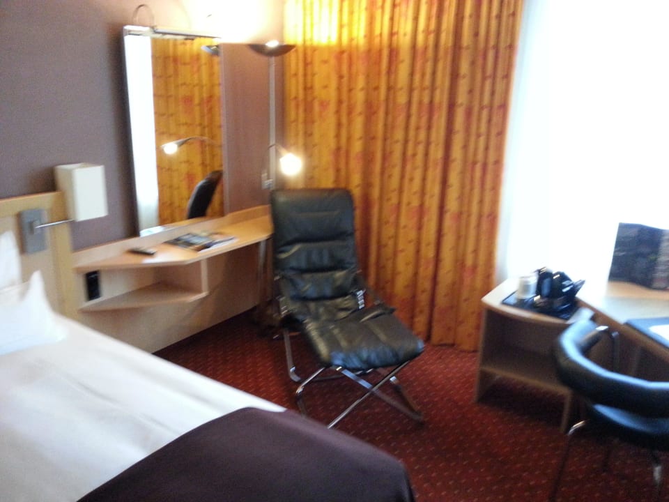 Stuhl Hotel NH Leipzig Messe