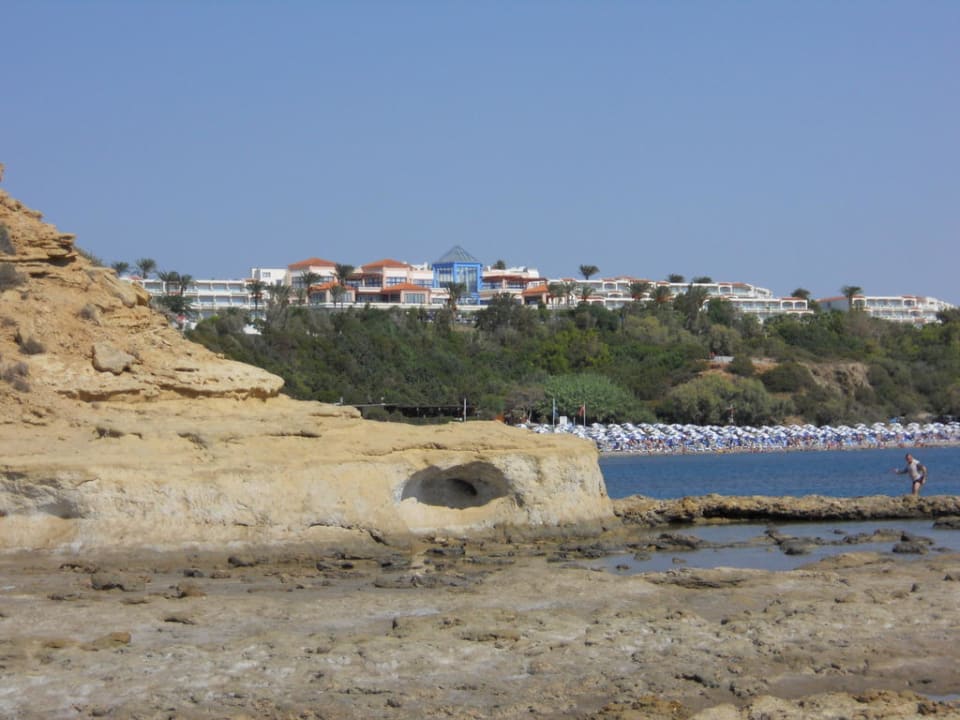Blick vom Ende der Bucht Rodos Princess Beach Hotel & Spa