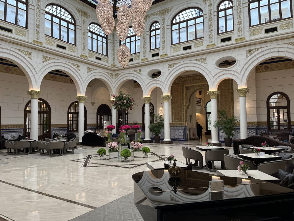 Lobby Gran Hotel Miramar