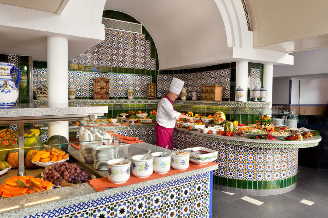 Restaurant Buffet Seaside Hotel Sandy Beach