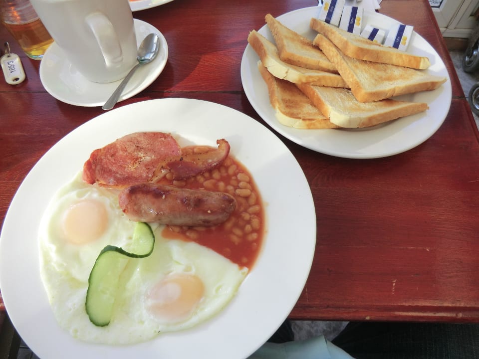 English breakfast Charlotte Guest House