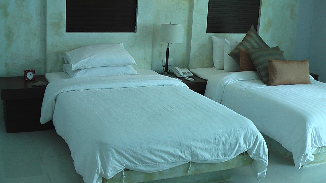 Doppelbetten  Peace Laguna Resort and Spa