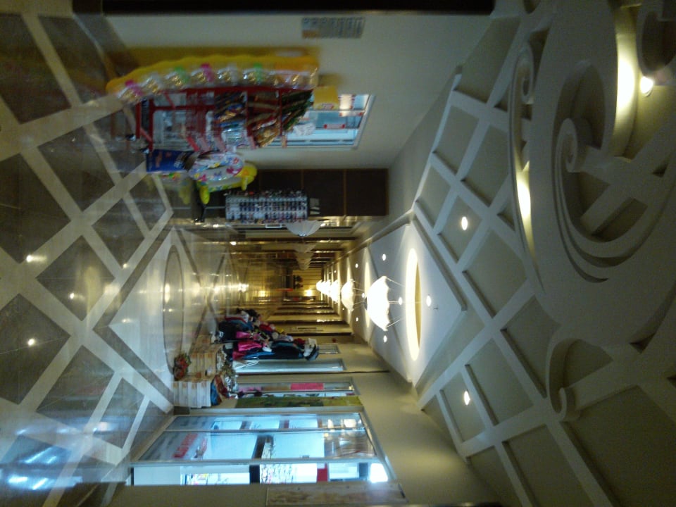 Ladenzeile 3 Läden ein Friseur Dream World Resort & Spa