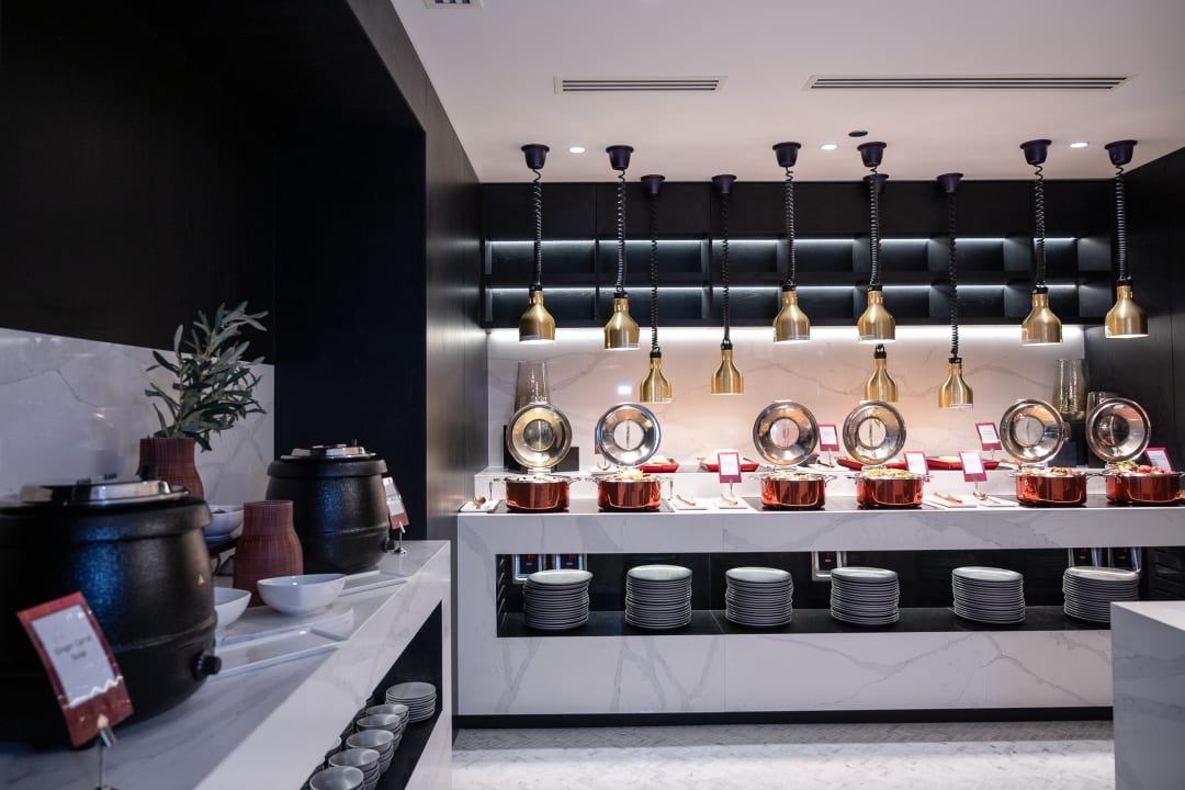 Gastro Rose Rayhaan by Rotana