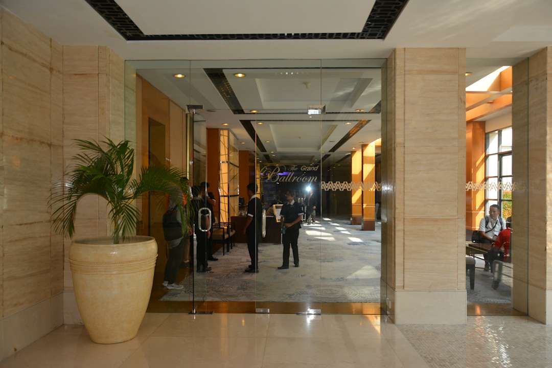 Lobby Aryaduta Medan