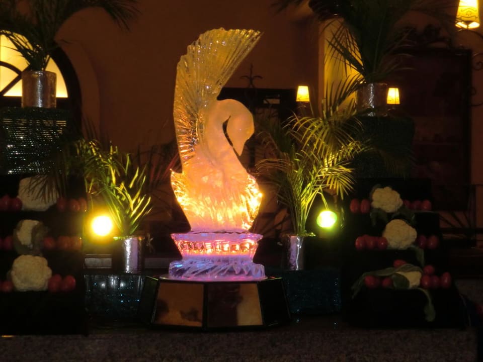 Eisskulpturen am Buffet Hotel Riu Tequila
