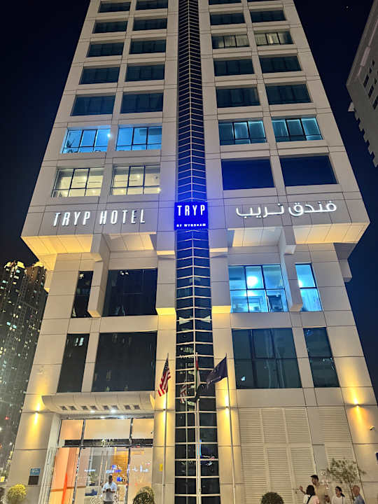 Außenansicht TRYP by Wyndham Abu Dhabi City Centre