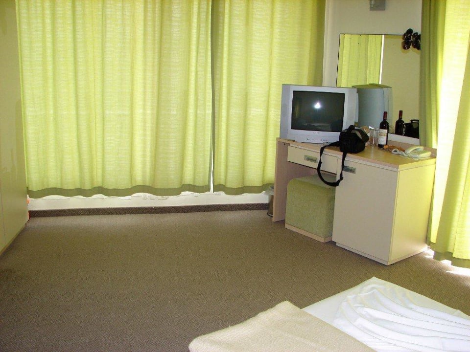 Die Zimmer sind sauber Park Hotel Golden Beach