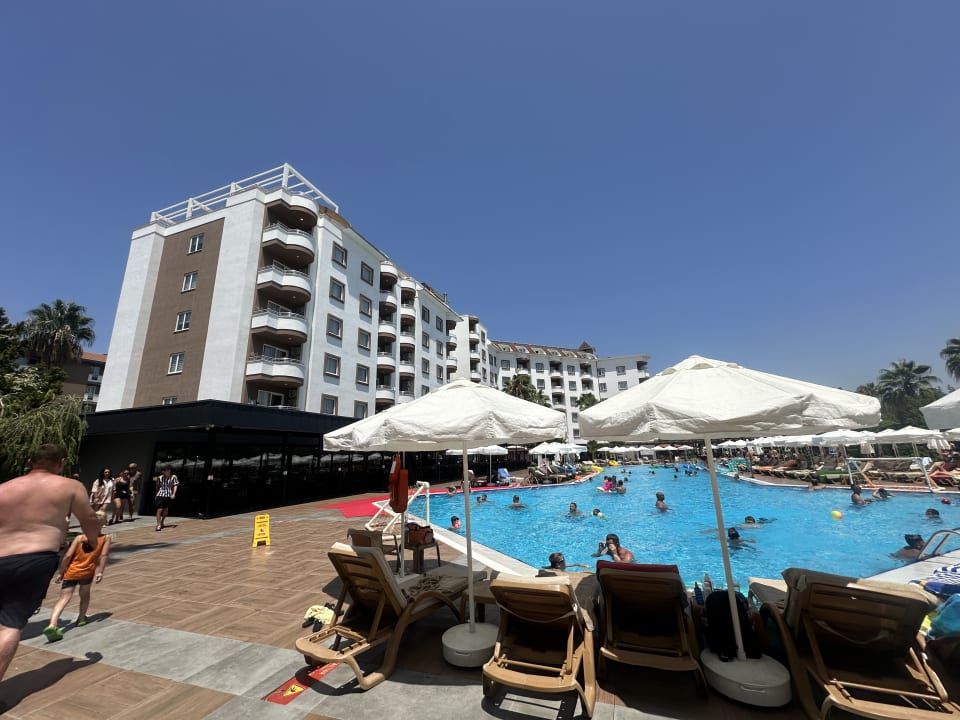 Pool Hotel Royal Garden Beach