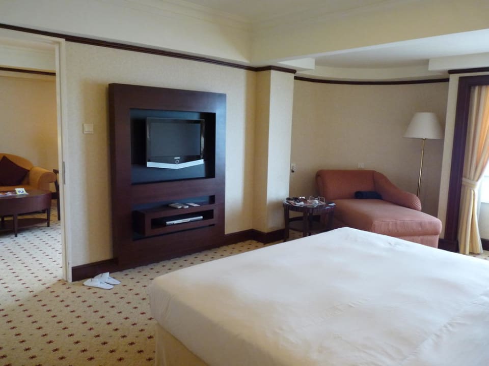 Schlafzimmer in Suite Hotel Le Meridien Kota Kinabalu