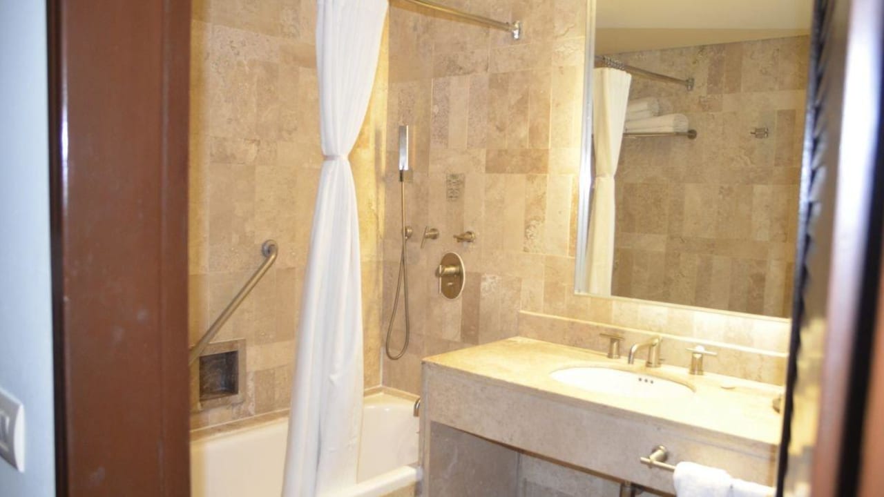 Bad mit Wanne und Regendusche Paradisus Cancun