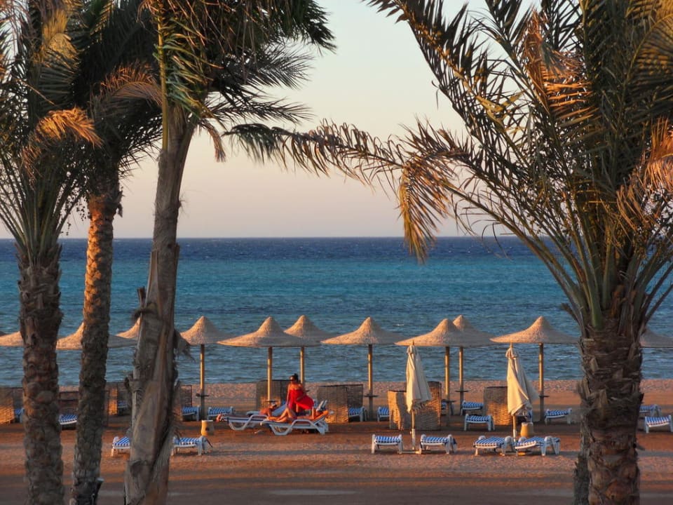 Bei Sonnenuntergang Stella Beach Resort & Spa Makadi Bay