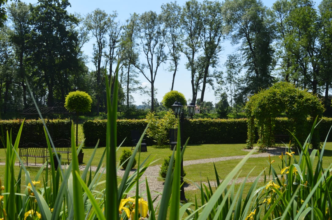 Gartenanlage Landhaus Riedl