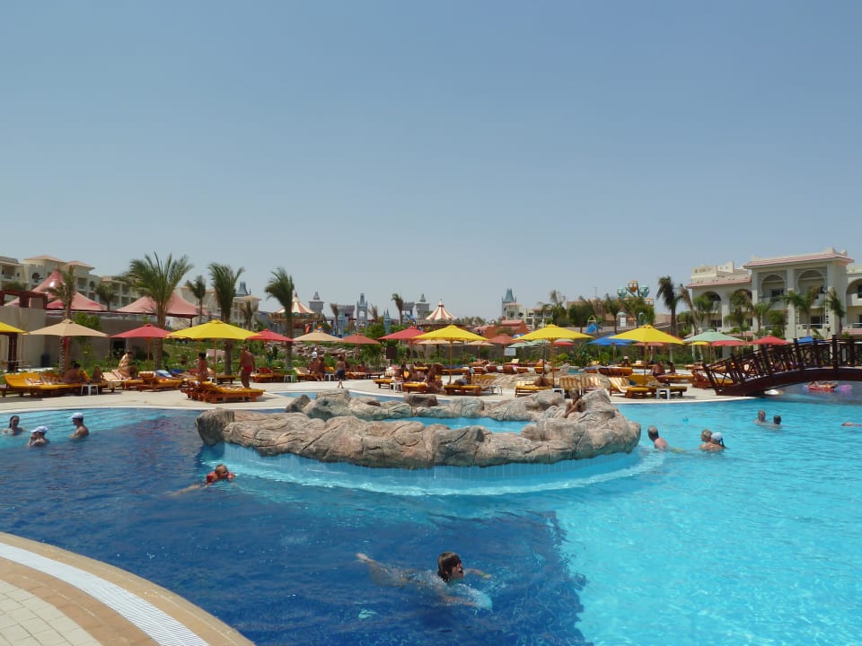 Ein kleiner Teil der genialen Pool-Anlage Serenity Alma Heights