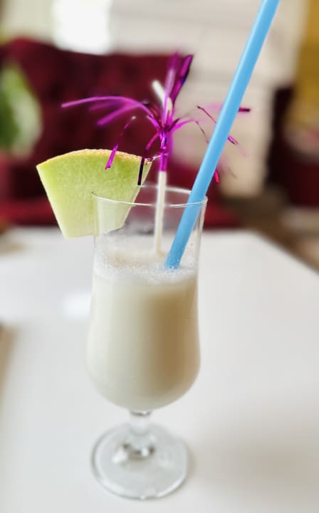 Gastro Side Royal Palace Hotel & Spa