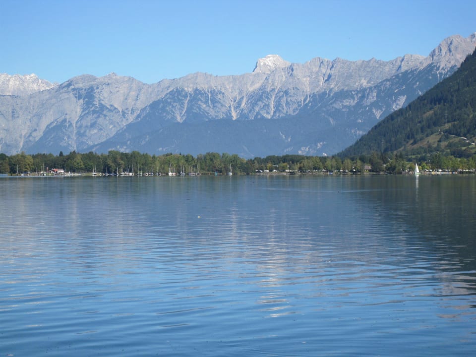 Blick über den See Hotel Bernhard am See