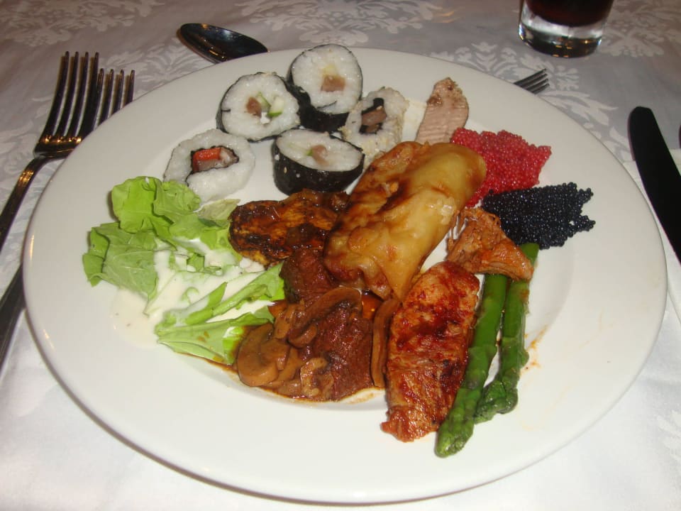 Asiatischer Abend im Hauptrestaurant Royalton Hicacos Resort & Spa - Adults only