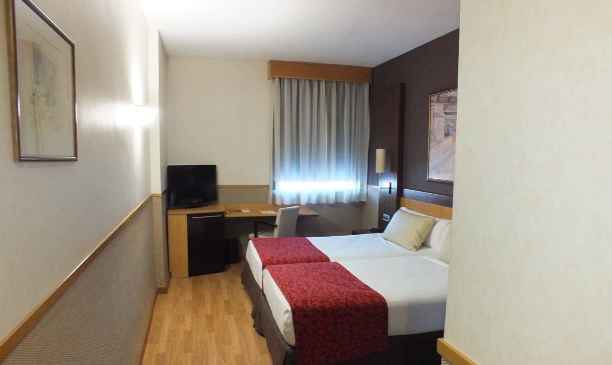 Номер отеля Hotel Catalonia Giralda