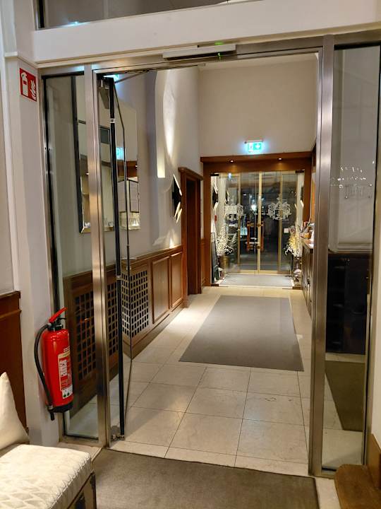 Lobby DEVA Parkhotel Traunstein