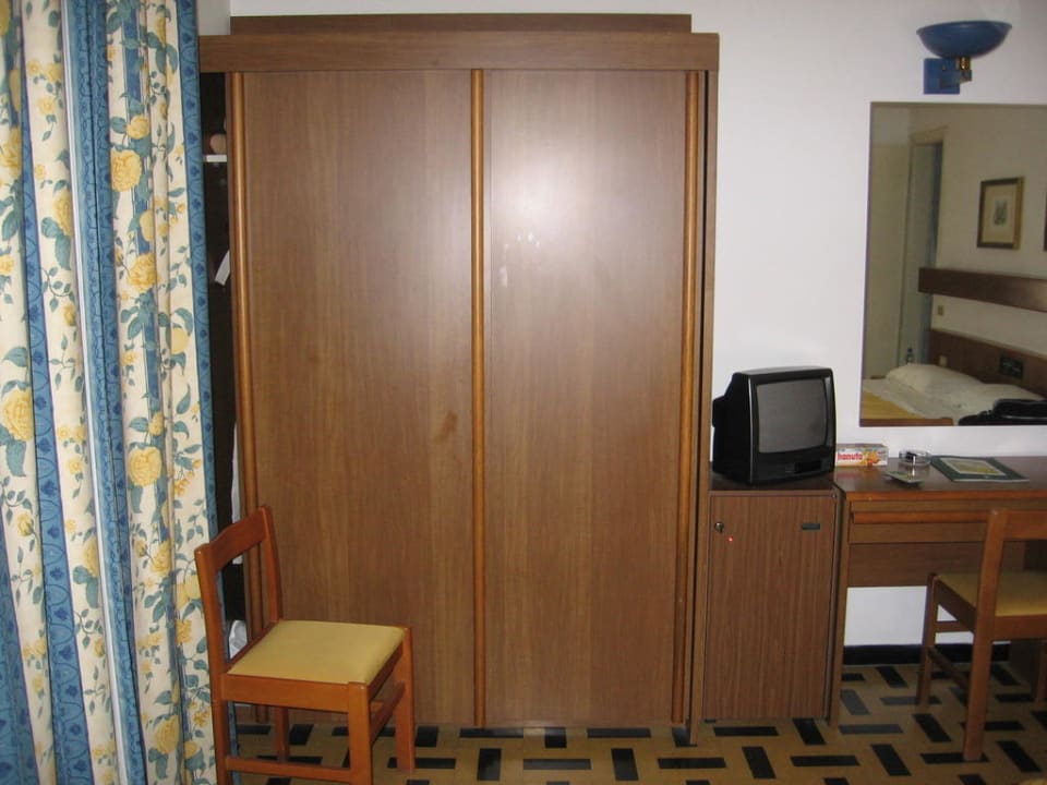 Doppelzimmereinrichtung Hotel Dei Fiori
