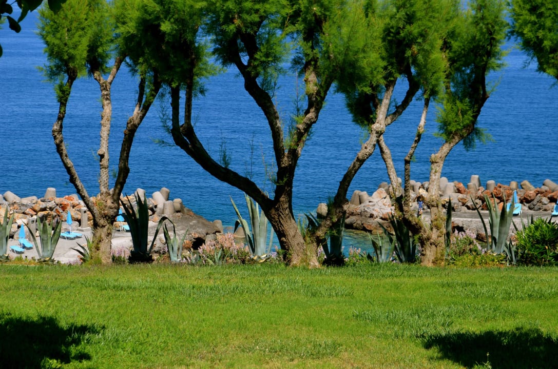 View to the beach Iberostar Waves Creta Panorama & Mare