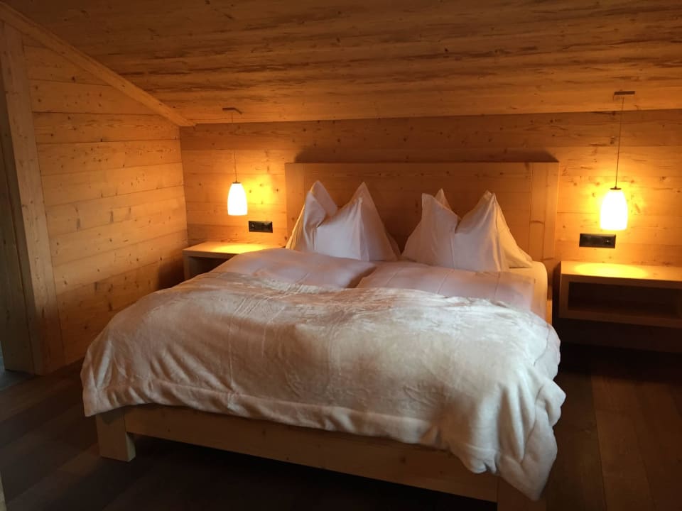 Attika Suite Hotel Arc-en-ciel