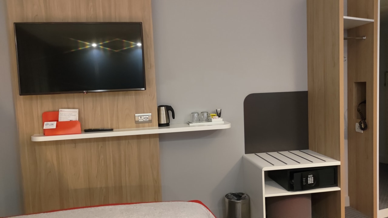 Zimmer Holiday Inn Express Zürich - Airport