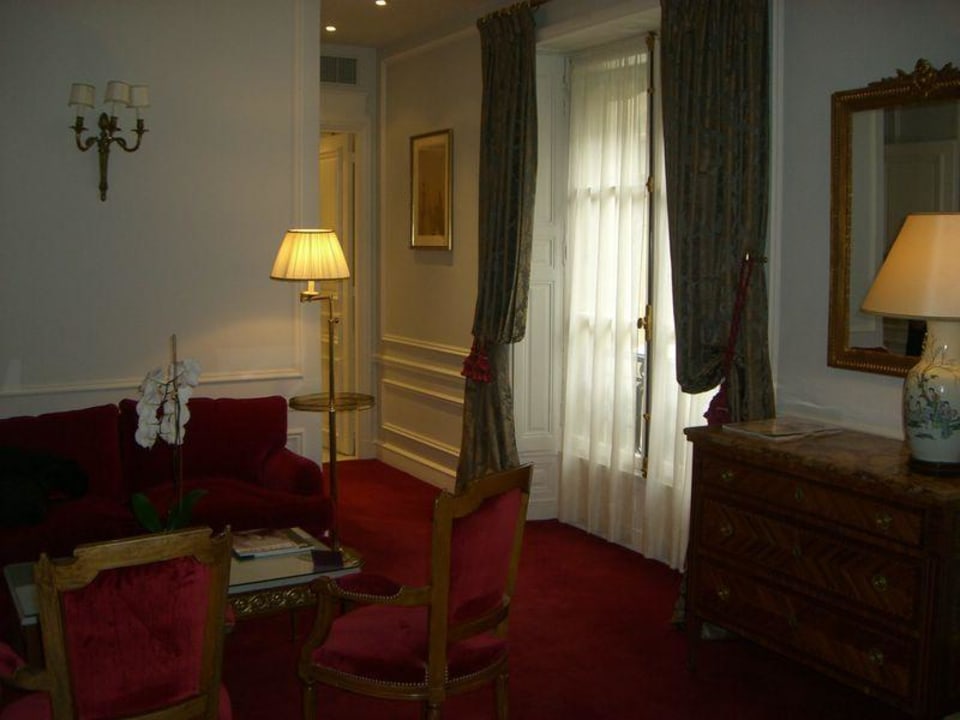 Suite Hotel De Crillon