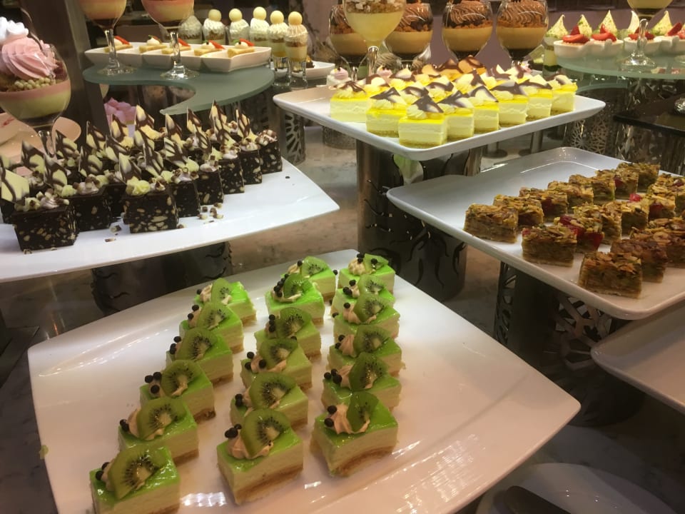 Gastro Acanthus Cennet Barut Collection