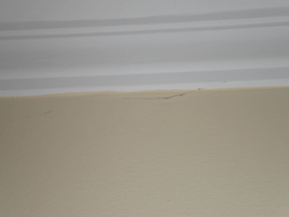 Spinnweben an der Decke Hotel Sunnwies