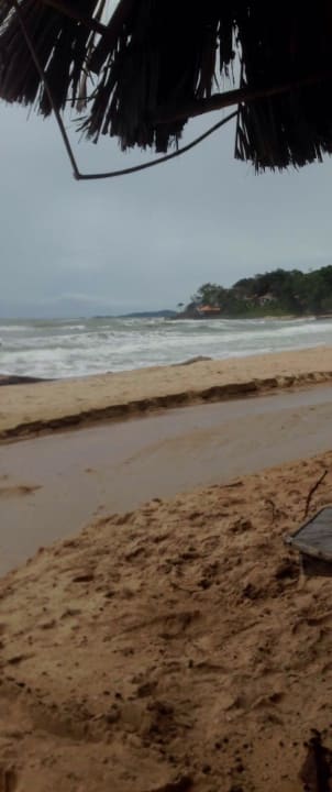 Strand Hotel Mango Bay Resort