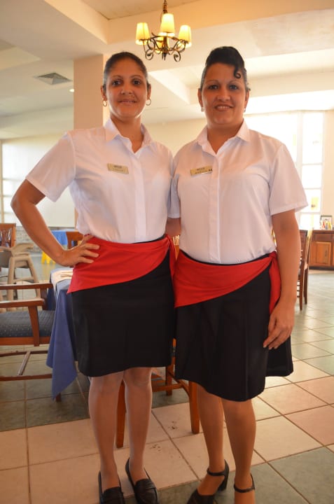 Best girls in main restaurant Hotel Camino del Mar Cayo Guillermo