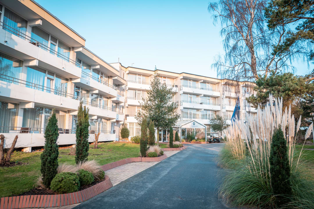 Außenansicht Strandhotel Weissenhäuser Strand