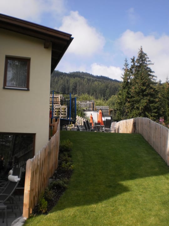 Aussenbereich mit Terrasse Aparthotel Garni Sonnenplateau