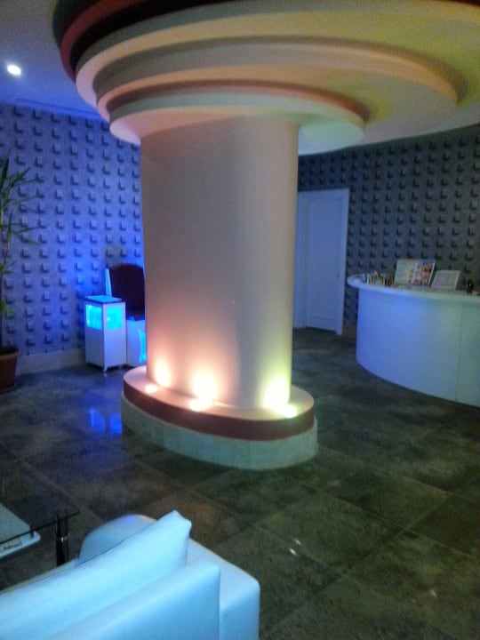 Spa Orange Palace Side